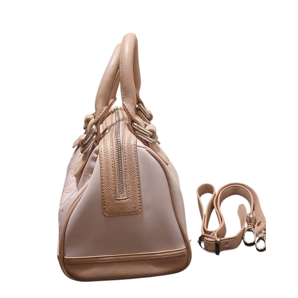 Pertegaz - NWOT, Mauve Satchel W/Crossbody Strap, 2 Pockets, 1 Zipperd, Embossed - Picture 4 of 11